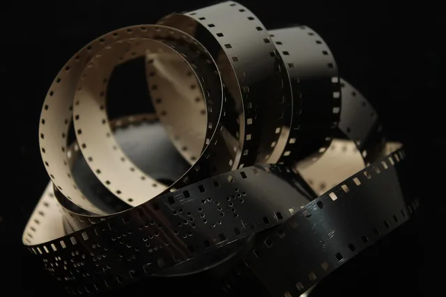 film, photography, negatives, film reel, film roll, antique, vintage, aged, obsolete, nostalgia, black film, classic, retro, black and white film, icon, film icon, isolated, film, film, film, film, film. Przekazanie plików i praw po zakończeniu produkcji